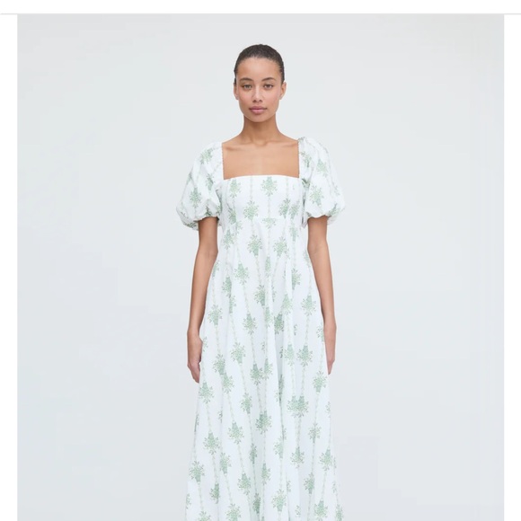 Hill House Matilda White and Green Floral Dress
Apple green basket stripe - Picture 1 of 2